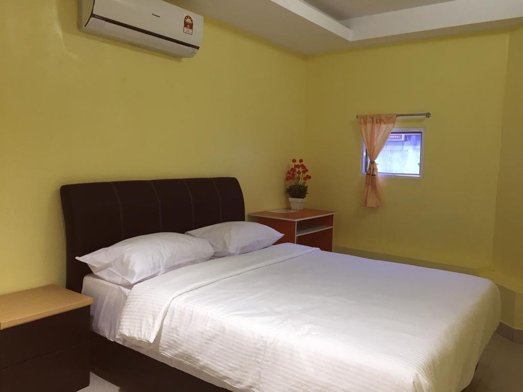Miri Budget Inn Esterno foto