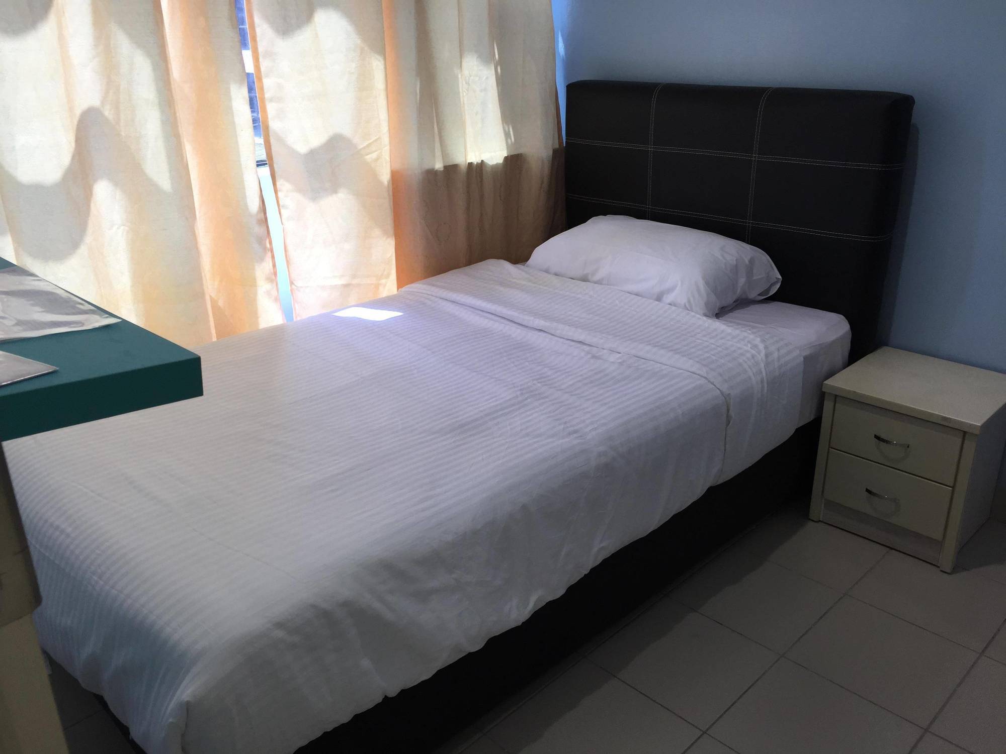 Miri Budget Inn Esterno foto